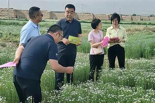 太冷了！罗德里戈社媒晒中场休息暖气烤脚照片